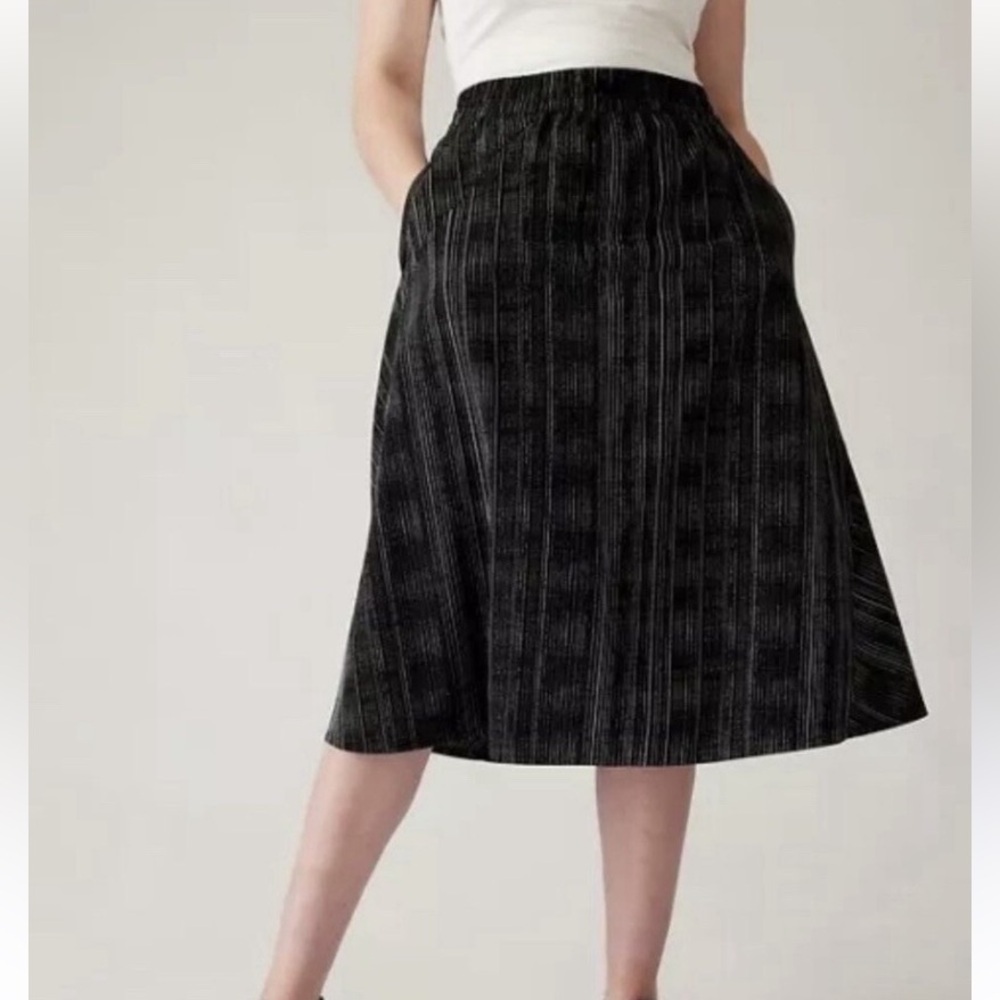 Athleta Arrival Skirt Amara Stripe Black pattern drawstring lightweight 12